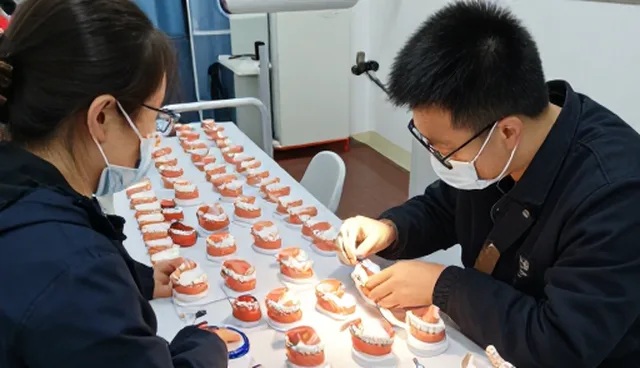 全口义齿缺失,如何提升患者日常诊疗体验